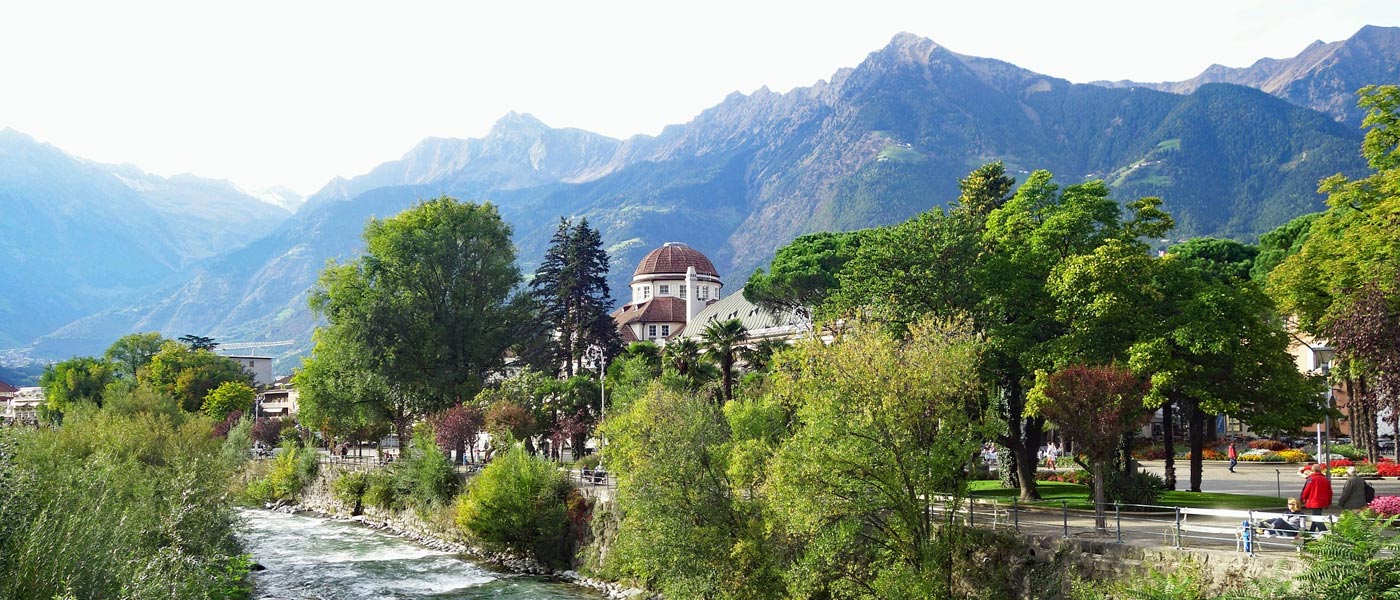 Vista su Merano e sul fiume Passirio