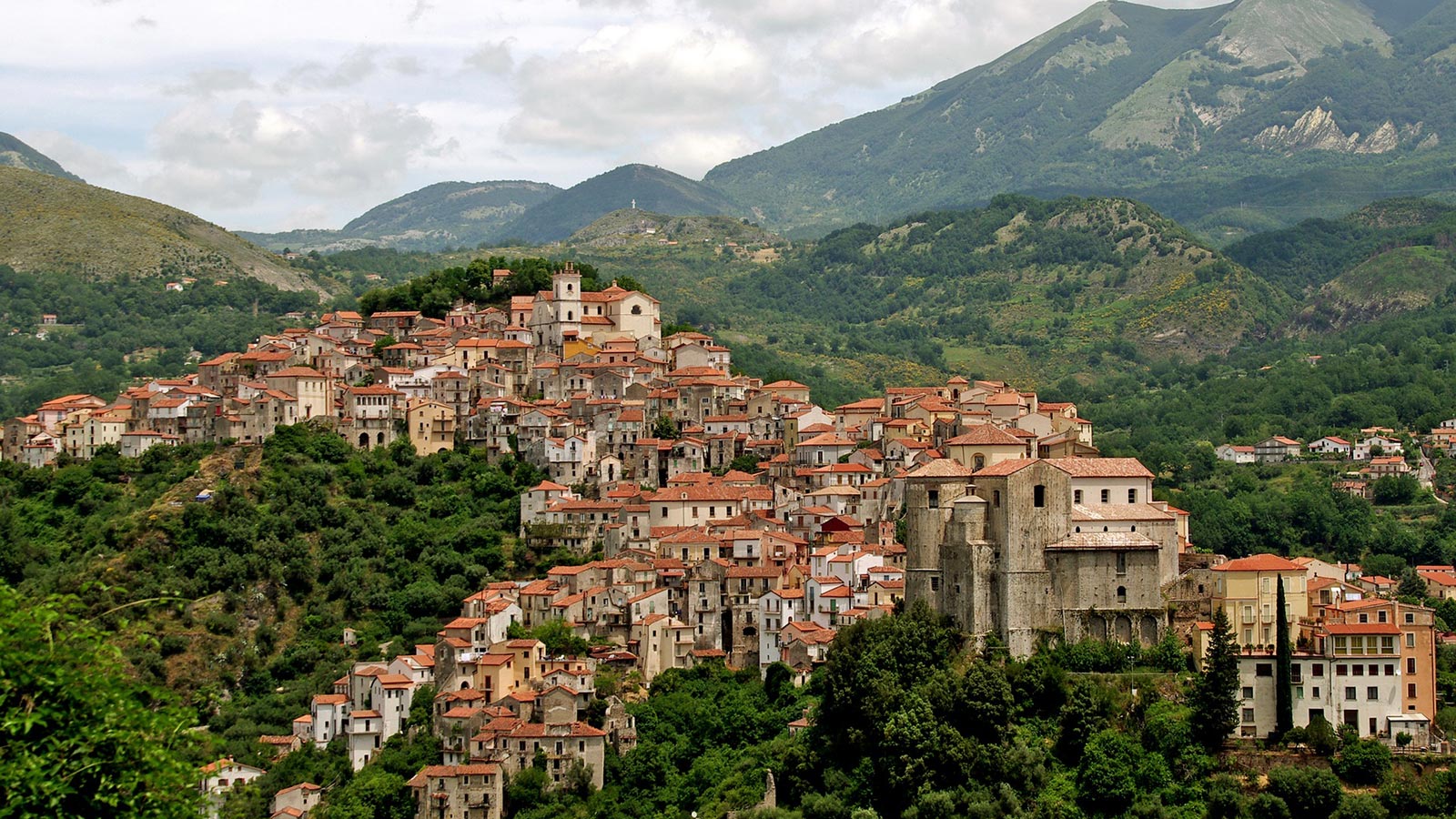 Il paese di Rivello in Basilicata